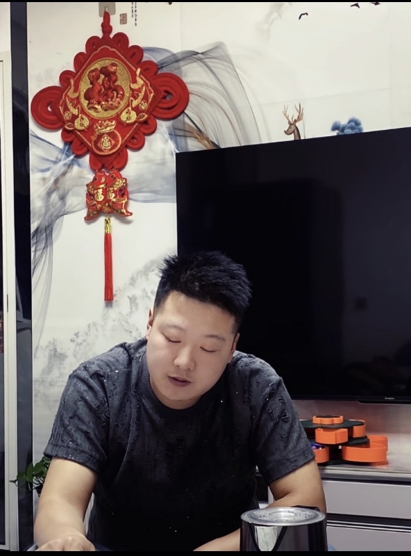 态度即答案的第一张照片--临汾交友中心